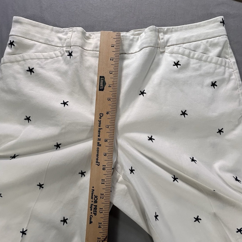 Charter Club Embroidered Starfish Shorts Women's Size 12 Nautical Beach Vacay - Picture 7 of 9